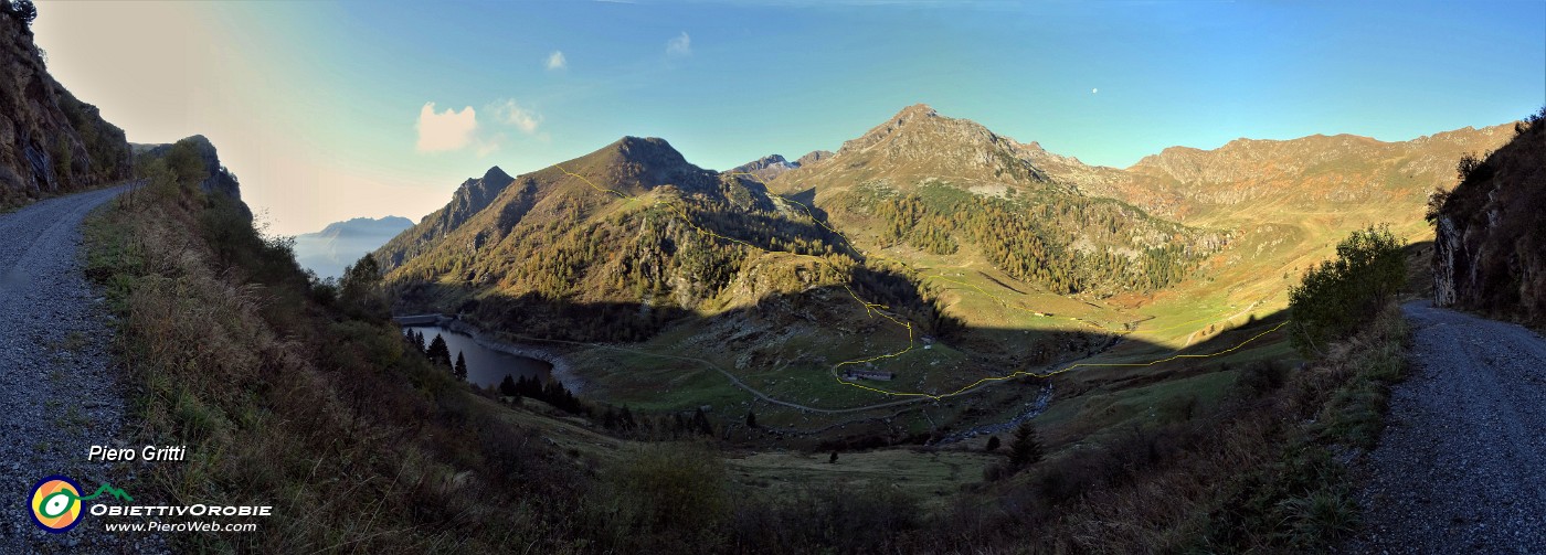 19 Mi abbasso verso il lago di Valmora per poi salire al Mincucco.jpg